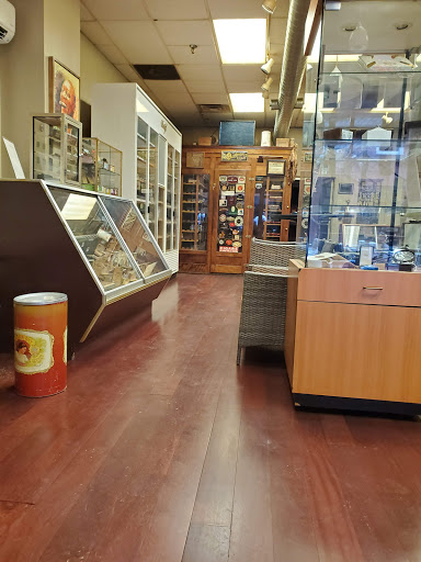 Tobacco Shop «Tobacco Shop LLC», reviews and photos, 89 Pratt St, Hartford, CT 06103, USA