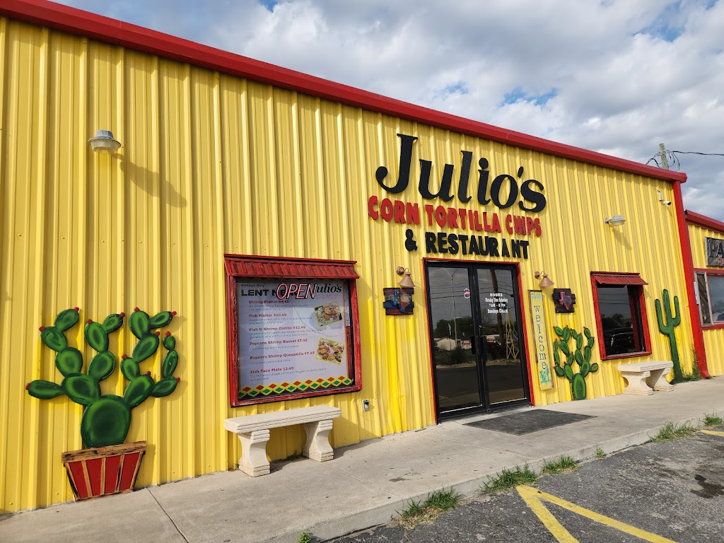 Julio's Seasoning & Corn Chips 78840