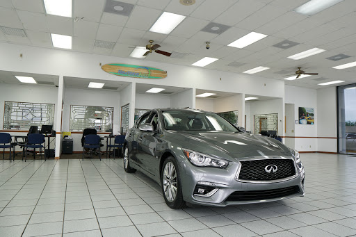 Car Dealer «New Wave Auto Sales», reviews and photos, 19206 US-19, Clearwater, FL 33764, USA