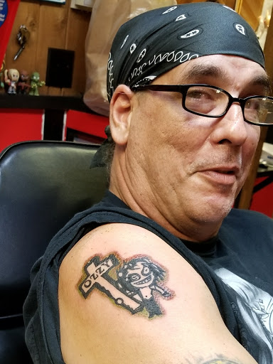 Tattoo Shop «Big Mikes House of Ink Inc», reviews and photos, 1026 W N Blvd, Leesburg, FL 34748, USA