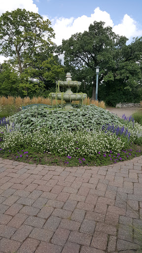 Garden «Minnehaha Falls (Hiawatha Statue)», reviews and photos, 4801 S Minnehaha Park Dr, Minneapolis, MN 55417, USA