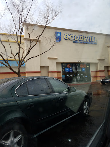 Thrift Store «Power & Baseline Goodwill Retail Store & Donation Center», reviews and photos, 2070 S Power Rd, Gilbert, AZ 85206, USA