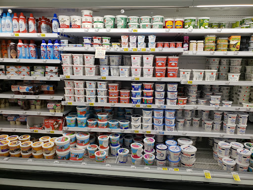 Grocery Store «Schnucks», reviews and photos, 101 Civic Center Dr, Lake St Louis, MO 63367, USA