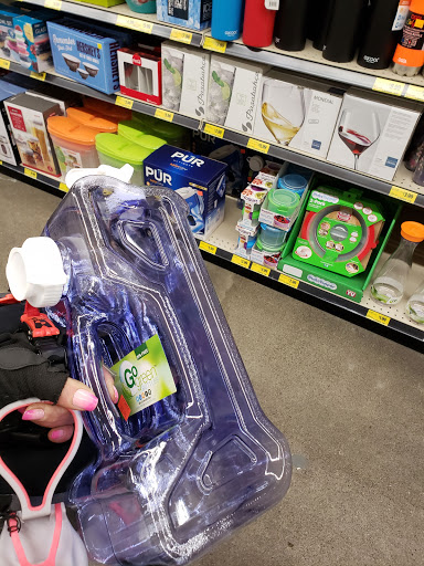 Grocery Store «Grocery Outlet Bargain Market», reviews and photos, 845 Harbor Blvd, West Sacramento, CA 95691, USA