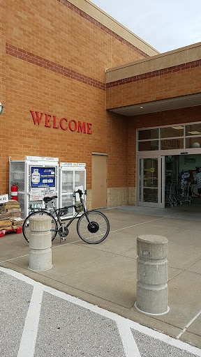 Grocery Store «Schnucks», reviews and photos, 101 Civic Center Dr, Lake St Louis, MO 63367, USA