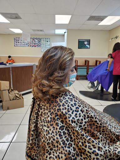 Beauty Salon «Estrellita Beauty Salon», reviews and photos, 1016 N Dallas Ave, Lancaster, TX 75146, USA