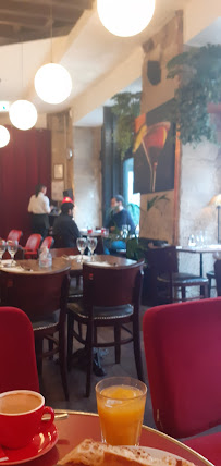 Atmosphère du Restaurant brasserie Bistrot du coin à Levallois-Perret - n°8