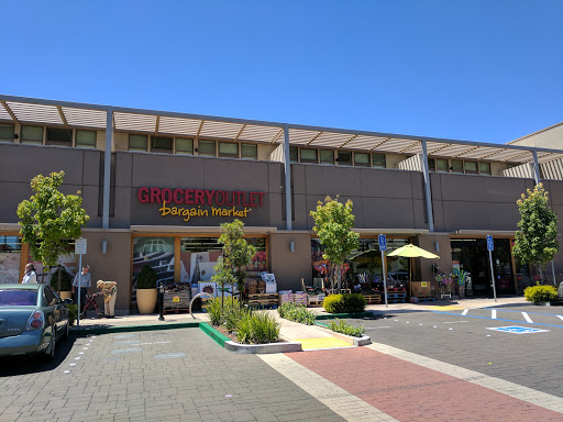 Grocery Store «Grocery Outlet Bargain Market», reviews and photos, 3445 Alma St, Palo Alto, CA 94306, USA