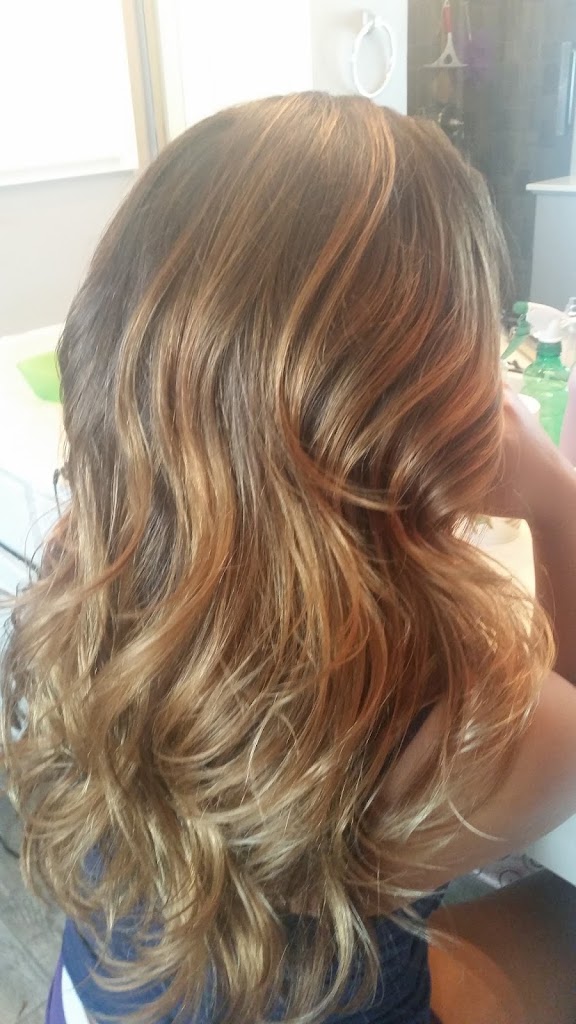 Hair & Makeup Couture 78247