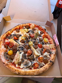 Plats et boissons du Pizzas à emporter L'authentiQ Food truck Viarmes - n°2
