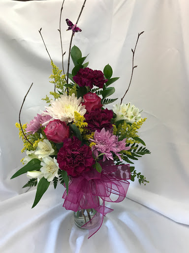 Florist «Crystals Flowers & Gifts», reviews and photos, 17314 Pacific Ave S, Spanaway, WA 98387, USA