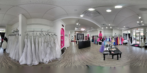 Serendipity Boutique & Formalwear, 7361 International Pl #405, Sarasota, FL 34240, USA, 