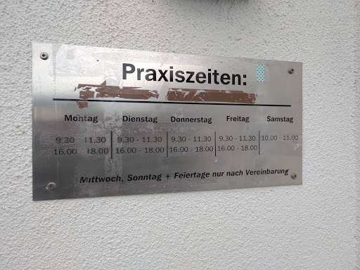 Dr.med.vet. Zenon Witczak Tierarzt unter Schwendi, 