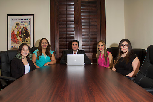 Attorney «El Paso Traffic Ticket Firm - Attorney Robert Navar», reviews and photos