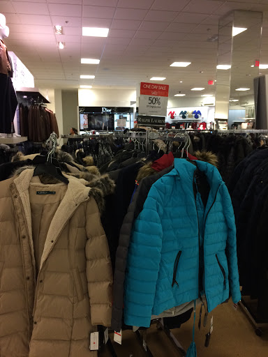 Stores to buy women's down jackets Atlanta