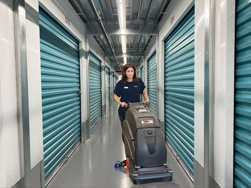 Self-Storage Facility «Stop and Stor Bensonhurst / New Utrecht», reviews and photos, 1700 Shore Pkwy, Brooklyn, NY 11214, USA