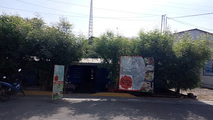 Restaurante La Casa Del Artesano - Av Corregidora 21, Ferrocarril, 60690 Apatzingán de la Constitución, Mich., Mexico
