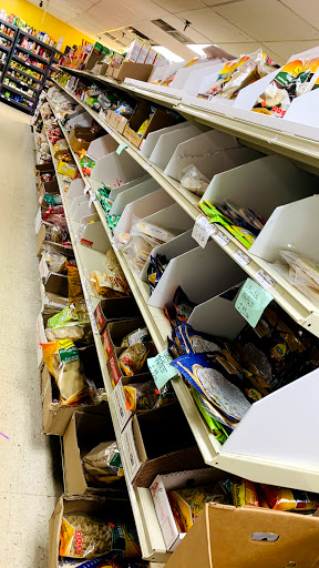 Grocery Store «Shree Gopu Grocery», reviews and photos, 295 Daniel Webster Hwy #6, Nashua, NH 03060, USA