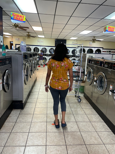 Laundromat «All Clean Coin Laundry», reviews and photos, 3090 Aloma Ave #110, Winter Park, FL 32792, USA