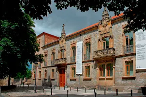 Centro Cultural Montehermoso Kulturunea image