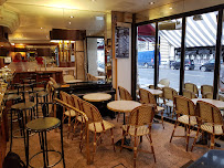 Atmosphère du Restaurant Brasserie l'Esmeralda à Paris - n°9