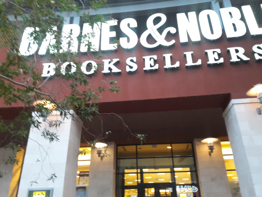 Book Store «Barnes & Noble», reviews and photos, 2000 E Rio Salado Pkwy #1032, Tempe, AZ 85281, USA