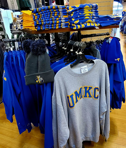 Sportswear Store «Rally House Boardwalk», reviews and photos, 8650 N Boardwalk Ave, Kansas City, MO 64154, USA