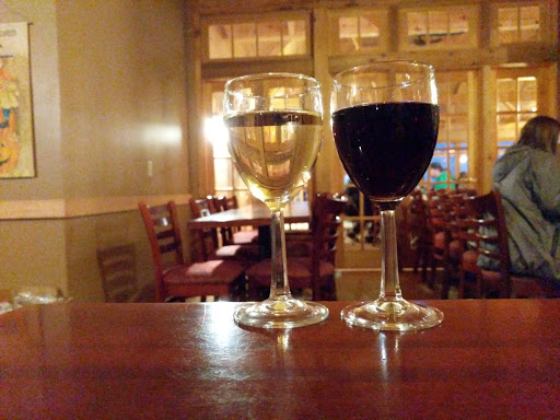 Winery «Gouveia Vineyards», reviews and photos, 1339 Whirlwind Hill Rd, Wallingford, CT 06492, USA