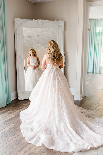 Bridal Shop «The White Magnolia Bridal Collection», reviews and photos, 1716 Hendricks Ave, Jacksonville, FL 32207, USA