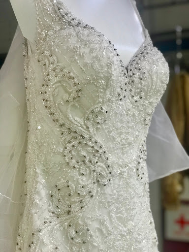 Dry Cleaner «Glyndon Lord Baltimore Cleaners», reviews and photos, 11223 York Rd, Hunt Valley, MD 21030, USA