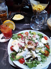 Salade grecque du Restaurant Hippopotamus Steakhouse à Paris - n°4