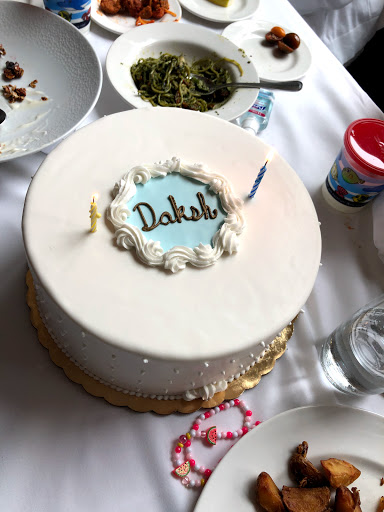 Department Store «Barneys New York, Chicago», reviews and photos, 15 E Oak St, Chicago, IL 60611, USA