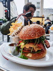 Hamburger du Restaurant français LE CHARLOT - PARIS - n°11