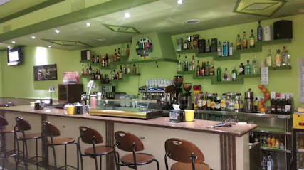 BAR-CAFé-CHURROS AND CANDY STORE: THE KASERA