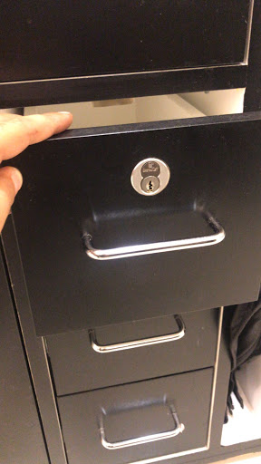 Locksmith «101 Locksmith Inc», reviews and photos, 19429 Kittridge St, Reseda, CA 91335, USA