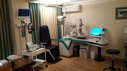 Información y opiniones sobre Oftalmologo Juan López Arroyo de Jaén