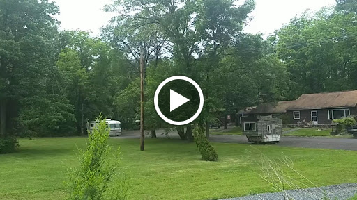 Ski Shop «Cabin Craft Snowboard & Ski Shop», reviews and photos, 2 Main St, Spring Mt, PA 19478, USA