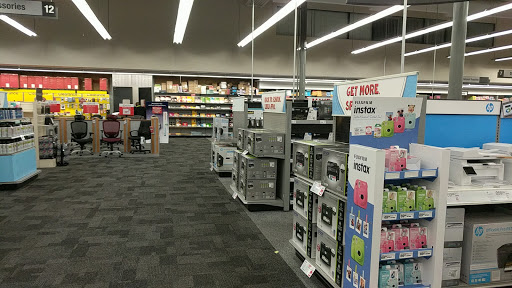 Office Supply Store «Staples», reviews and photos, 20830 Stevens Creek Blvd, Cupertino, CA 95014, USA