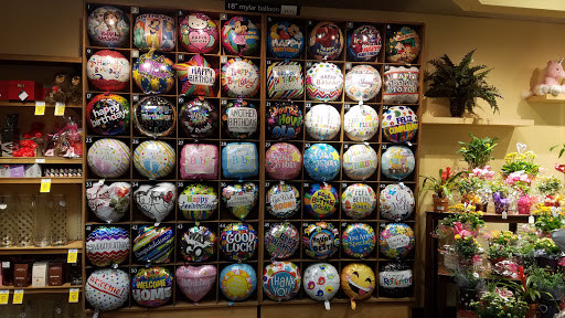 Grocery Store «Safeway», reviews and photos, 138 SW 148th St, Burien, WA 98166, USA