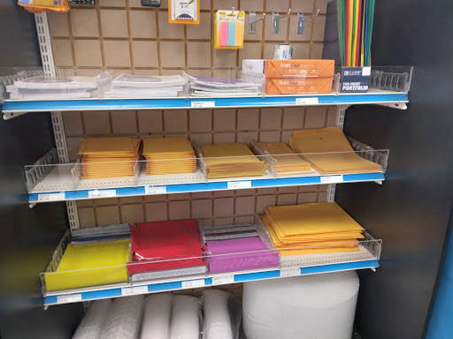 Shipping and Mailing Service «The UPS Store», reviews and photos, 1146 S Waukegan Rd, Waukegan, IL 60085, USA