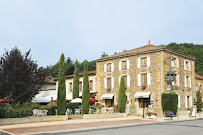 Extérieur du Logis Hôtel Bar Restaurant LE RELAIS à Hauterives - n°15
