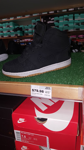 Shoe Store «WSS», reviews and photos, 9288 Sierra Ave, Fontana, CA 92335, USA