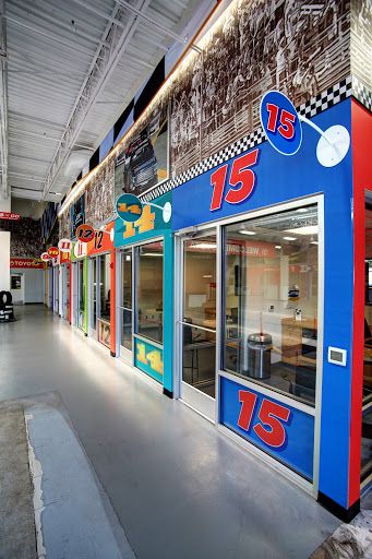 Toyota Dealer «Checkered Flag Toyota», reviews and photos, 5301 Virginia Beach Blvd, Virginia Beach, VA 23462, USA