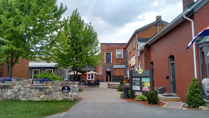 Davidson Courtyard Shops
