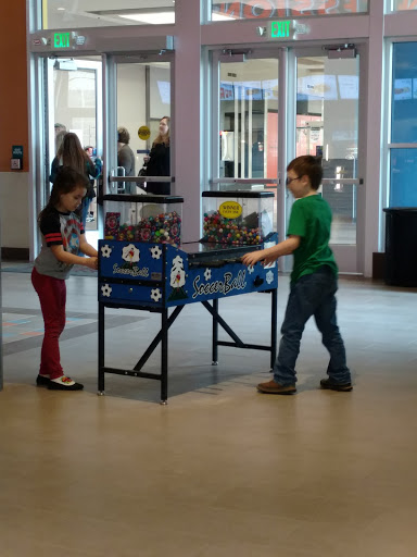 Movie Theater «Regal Cinemas Three Rivers Mall 12 & RPX», reviews and photos, 341 Three Rivers Dr, Kelso, WA 98626, USA