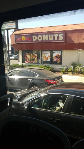 Donut Shop «Yum Yum Donuts», reviews and photos, 502 N Wilson Way, Stockton, CA 95205, USA