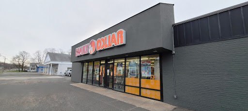 Dollar Store «FAMILY DOLLAR», reviews and photos, 42 Windsor Ave, Vernon, CT 06066, USA