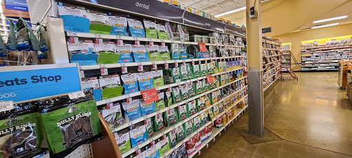 Pet Supply Store «PetSmart», reviews and photos, 8281 Troy Pike, Huber Heights, OH 45424, USA