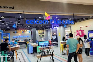 Celcom bluecube Suria Mall image