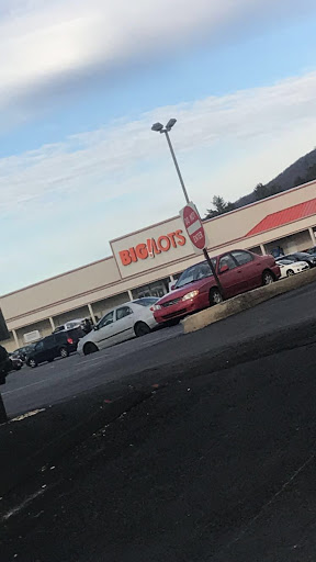 Discount Store «Big Lots», reviews and photos, 3215 N 5th Street Hwy, Reading, PA 19605, USA